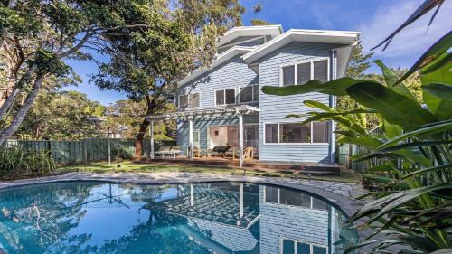 Killcare House | 'Hideaway Bayside' by HolidayCo
