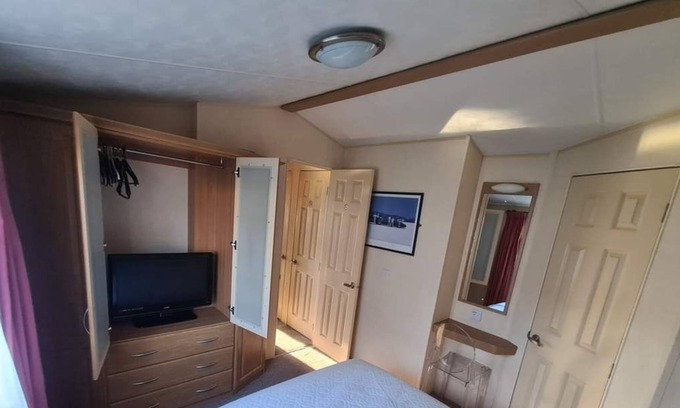 Hamworthy House | Hideaway In The Trees