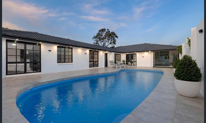 Black Hill House | High-end luxury in prestige estate