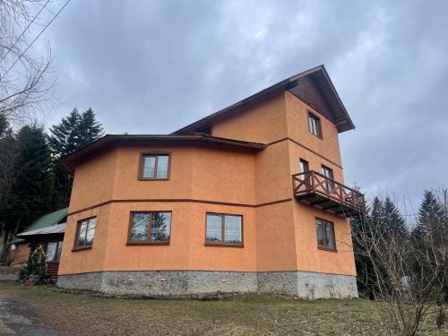 Plavya House | Hill House