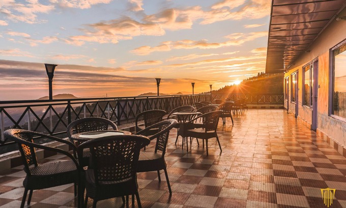 Theog Resort | Hilltop Resorts BY Fidato Lepere