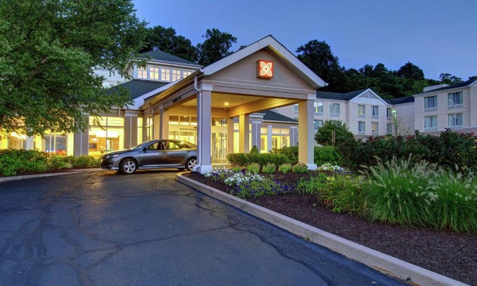 Norwalk Hotel | Hilton Garden Inn Norwalk