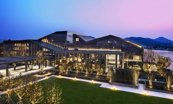 Yinzhou Resort | Hilton Ningbo Dongqian Lake