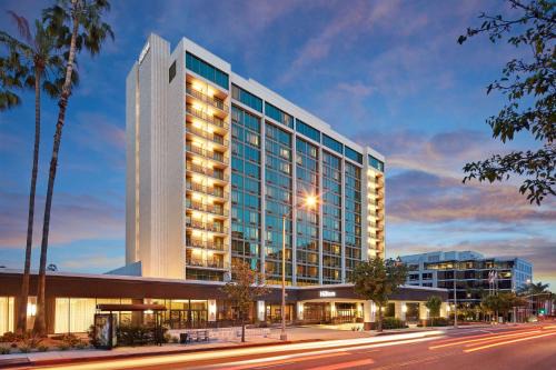 Pasadena Hotel | Hilton Pasadena