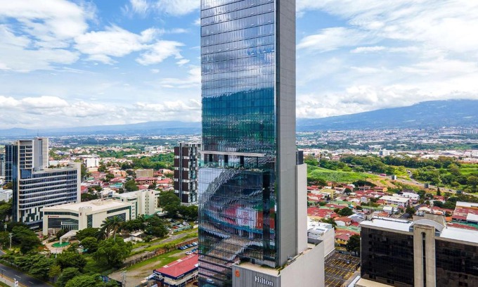 Mata Redonda Hotel | Hilton San Jose La Sabana