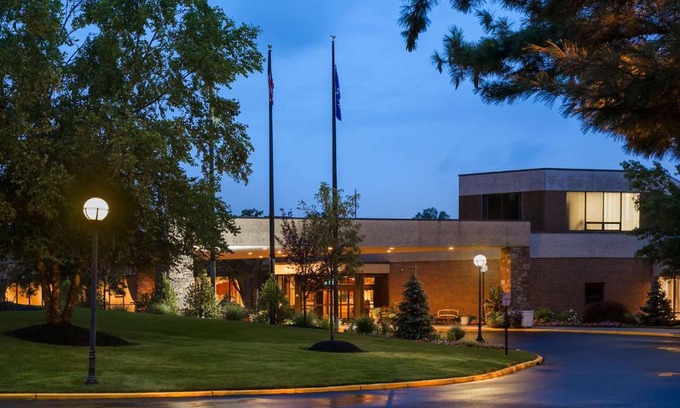 Woodcliff Lake Hotel | Hilton Woodcliff Lake