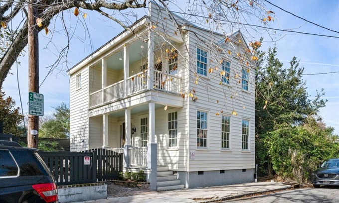 Westside House | Historic Charleston Single w/Private Outdoor Space