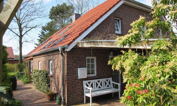 Esens House | Historic East Frisian country house with partly antique furnishings
