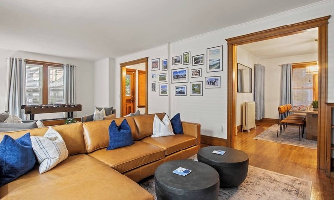 Geneva House | Historic/Modern | .5 Mi Geneva and Seneca Lake
