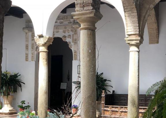 La Catedral Apartment | Historic Open House Córdoba-Casa de las Cabezas