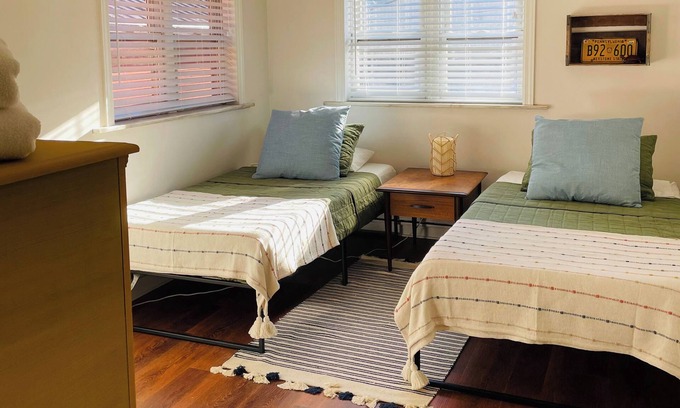 Uniontown Apartment | Historically Charming 2 bedroom Apartment in the heart of Uniontown