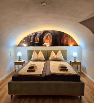 Dhron Apartment | Historischer Weinkeller