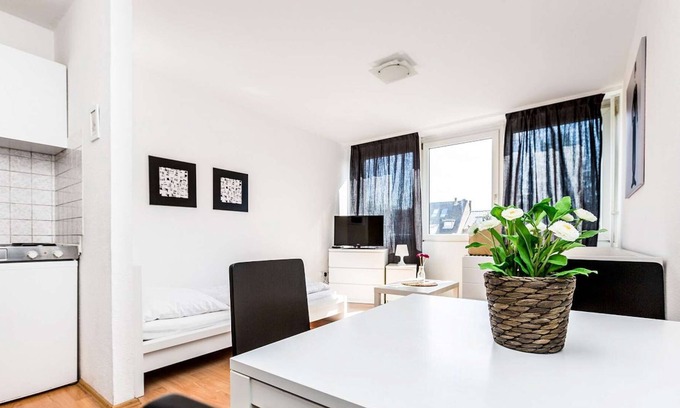 Hoehenberg Apartment | HÖ01 large apartment with dryer and washing machine