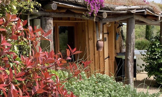 Villarzel-du-Razes Cabin | Hobbit house with private spa and swimming pool, unusual & nature near Carcassonne