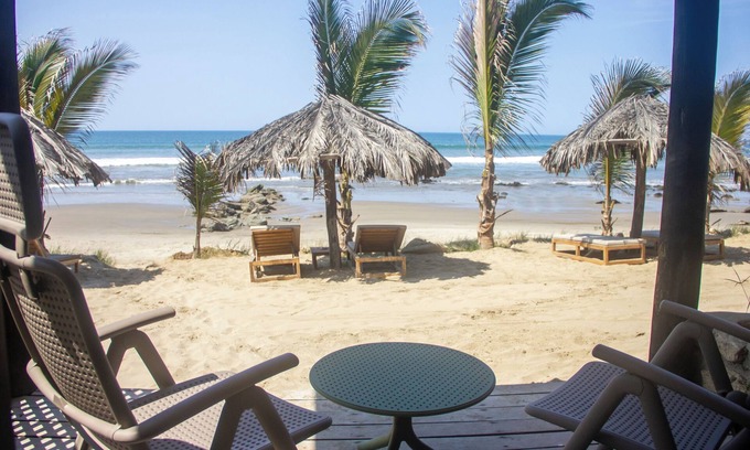 Punta Sal Hotel | Hoja de Palma Bungalows