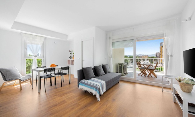 Canet de Berenguer Apartment | Holiday Apartment "Lopimar Bonito" near Beach with Balcony & Wi-Fi