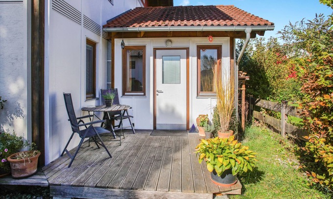 Chieming Apartment | Holiday Apartment "Oestreich" close to Chiemsee Lake with Wi-Fi & Terrace