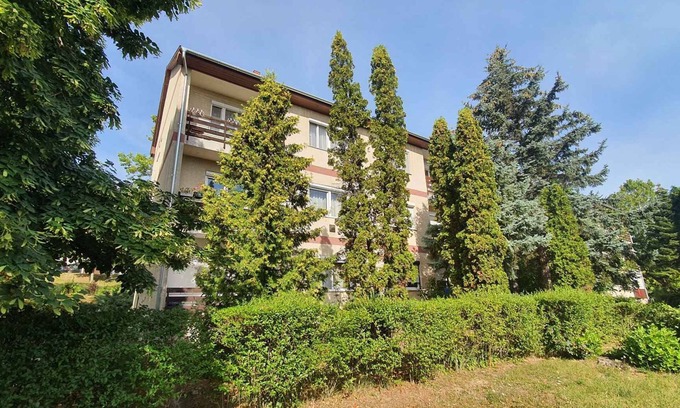 Balatonfoldvar Apartment | Holiday apartment near the center with Wi-Fi and balcony