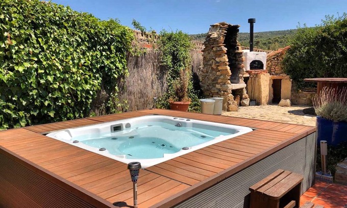 La Cuevarruz Apartment | Holiday Apartment "Casa de los Sueños - Balconet" with Shared Pool & Wi-Fi
