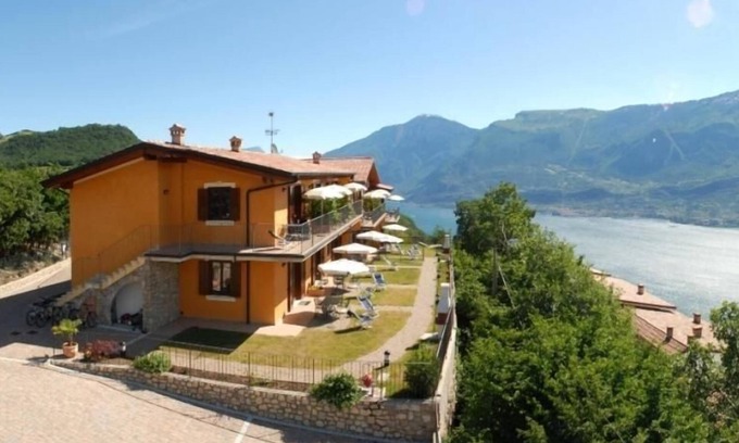 Prabione Apartment | Holiday apartment Tignale for 1 - 6 persons with 2 bedrooms - Holiday apartment