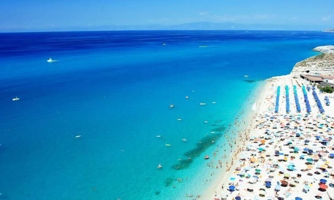 Zambrone Apartment | Holiday apartment Zambrone for 1 - 8 persons with 3 bedrooms - Holiday apartment