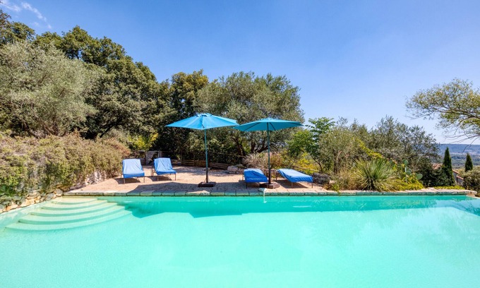 Notre-Dame-de-Londres House | Holiday Home 'Mas Grand Bosc' with Shared Pool, Private Terrace and Wi-Fi