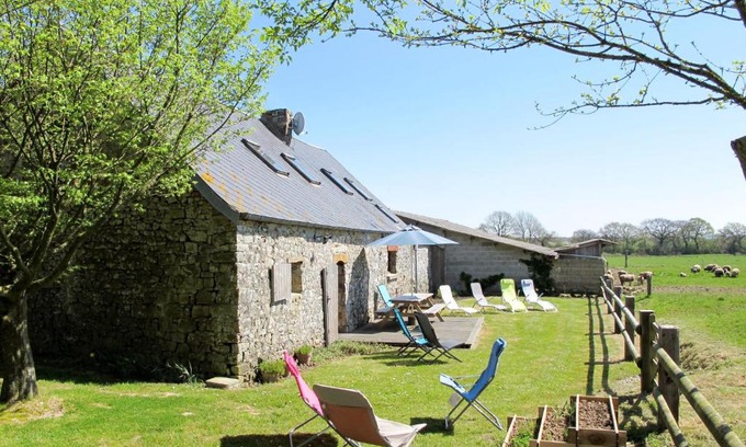 Saint-Sauveur-le-Vicomte House | Holiday Home La Bergerie by Interhome