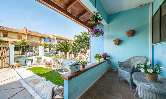 San Giovanni Suergiu House | Holiday Home 'Elifra' with Private Terrace, Private Garden and Balcony