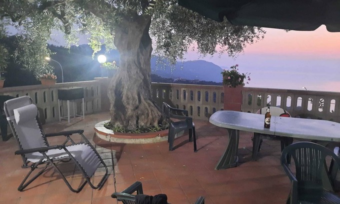 Gioiosa Marea House | Holiday Home 'Balsima 55' with Sea View, Private Terrace and Wi-Fi