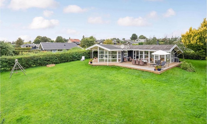 Hejlsminde Strand House | Holiday Home Brombærvænget Hejls Ix