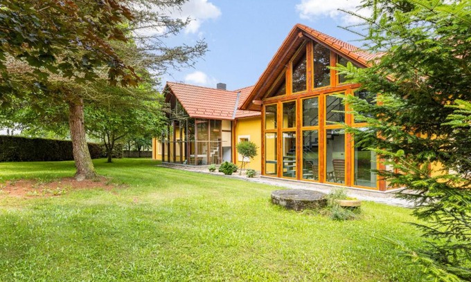 Dolni Bukovsko House | Holiday Home Bzí by Interhome