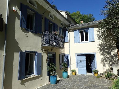 Caudebronde House | Holiday home for 6 guests in Cameliere