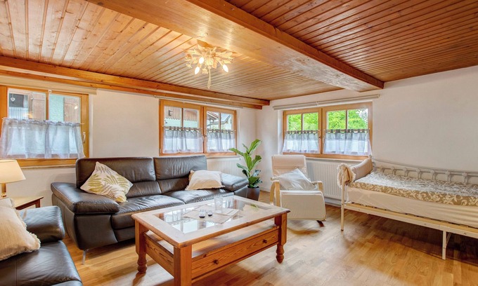 Laufen House | Holiday Home 'Haus Maria' with Private Terrace, Private Garden and Wi-Fi