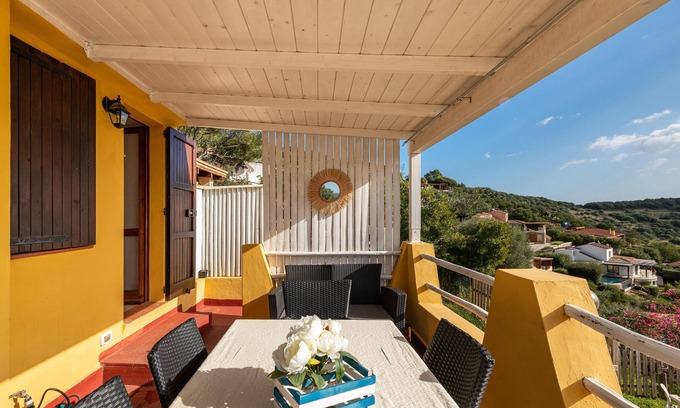 Campulongu House | Holiday Home 'Il Corbezzolo' with Sea View, Private Terrace and Air Conditioning