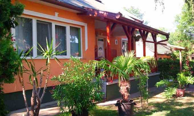 Balatonlelle House | Holiday home in Balatonlelle 19051
