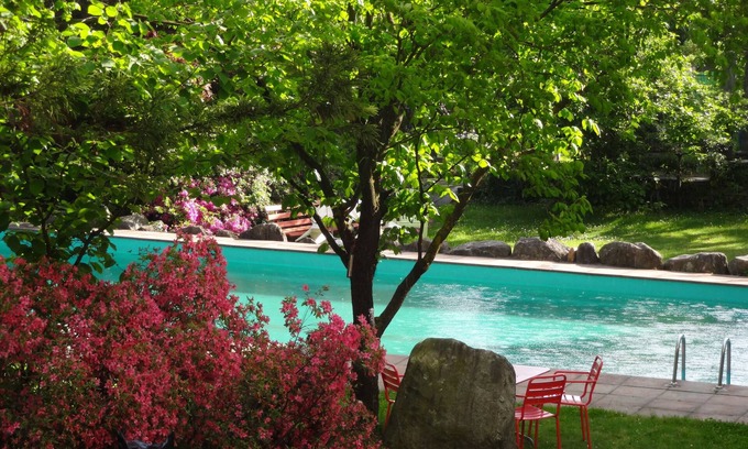 Minusio House | Holiday home in beautiful location, quiet, view of Lake Maggiore, pool