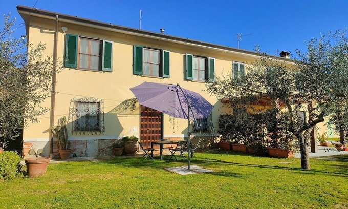 Camaiore House | Holiday Home in Camaiore near Sandy Beaches