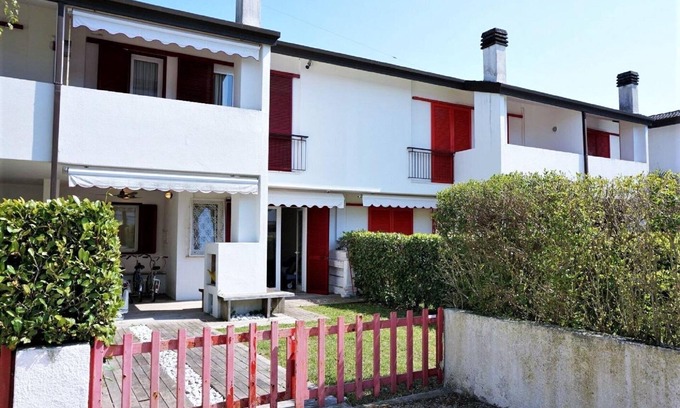 Porto Santa Margherita Villa | Holiday Home in Caorle near Beach