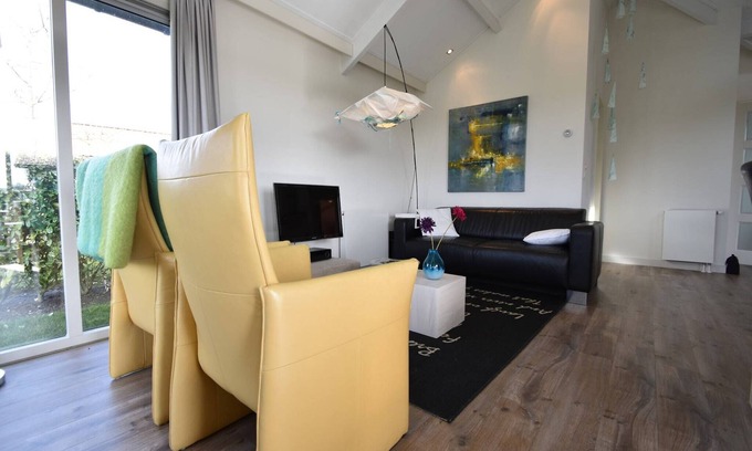 Kattendijke House | Holiday Home in Kattendijke near Scheldt