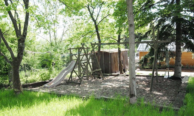 Somme-Leuze House | Holiday Home in Noiseux With Family Amenities