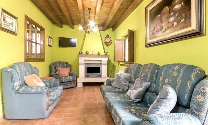 Trescares House | Holiday home in rural area with mountain view in Trescares