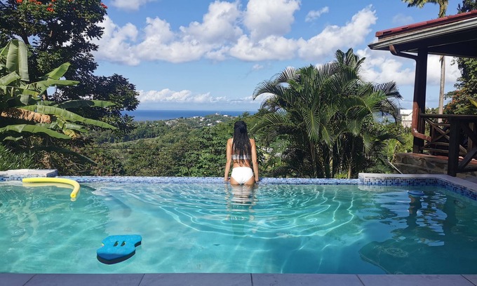 Castries House | Holiday home in the Caribbean with pool & sea view, 10 min. to beach, golf