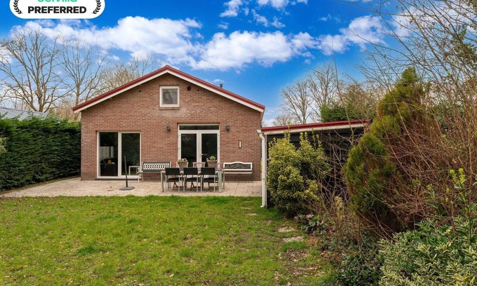 Baarland House | Holiday Home in Zeeland near Lake