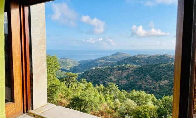 San Mauro Cilento House | Holiday Home 'Villa Loretta' with Sea View, Private Terrace and Private Garden