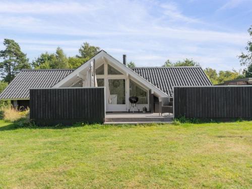 Udsholt Sand House | Holiday Home Janik - 1-3km from the sea by Interhome