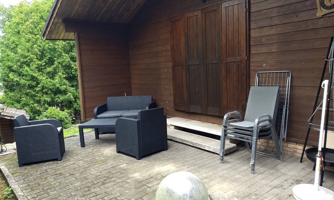 Leiberg House | Holiday Home 'Landhaus Mit Saunakeller' with Private Terrace, Wi-Fi and Air Conditioning