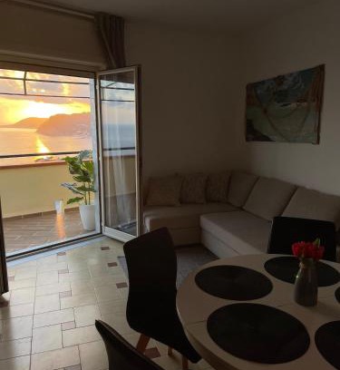San Mauro Cilento Apartment | Holiday home Mezza Luna Acciaroli