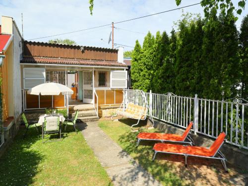 Balatonakali House | Holiday Home Piccola by Interhome
