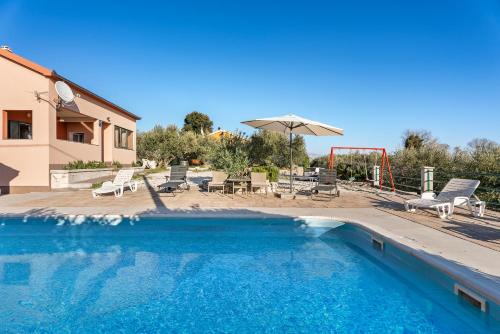 Rudine House | Holiday home Sofia with private pool and stunning view of the sea