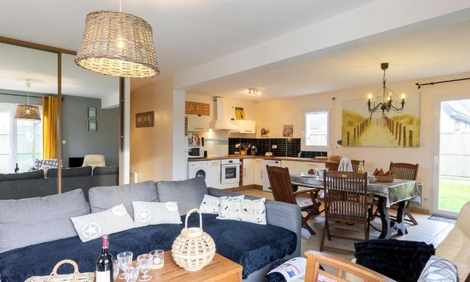 Porspoder House | Holiday Home Ti Ar Mor - POD104 by Interhome